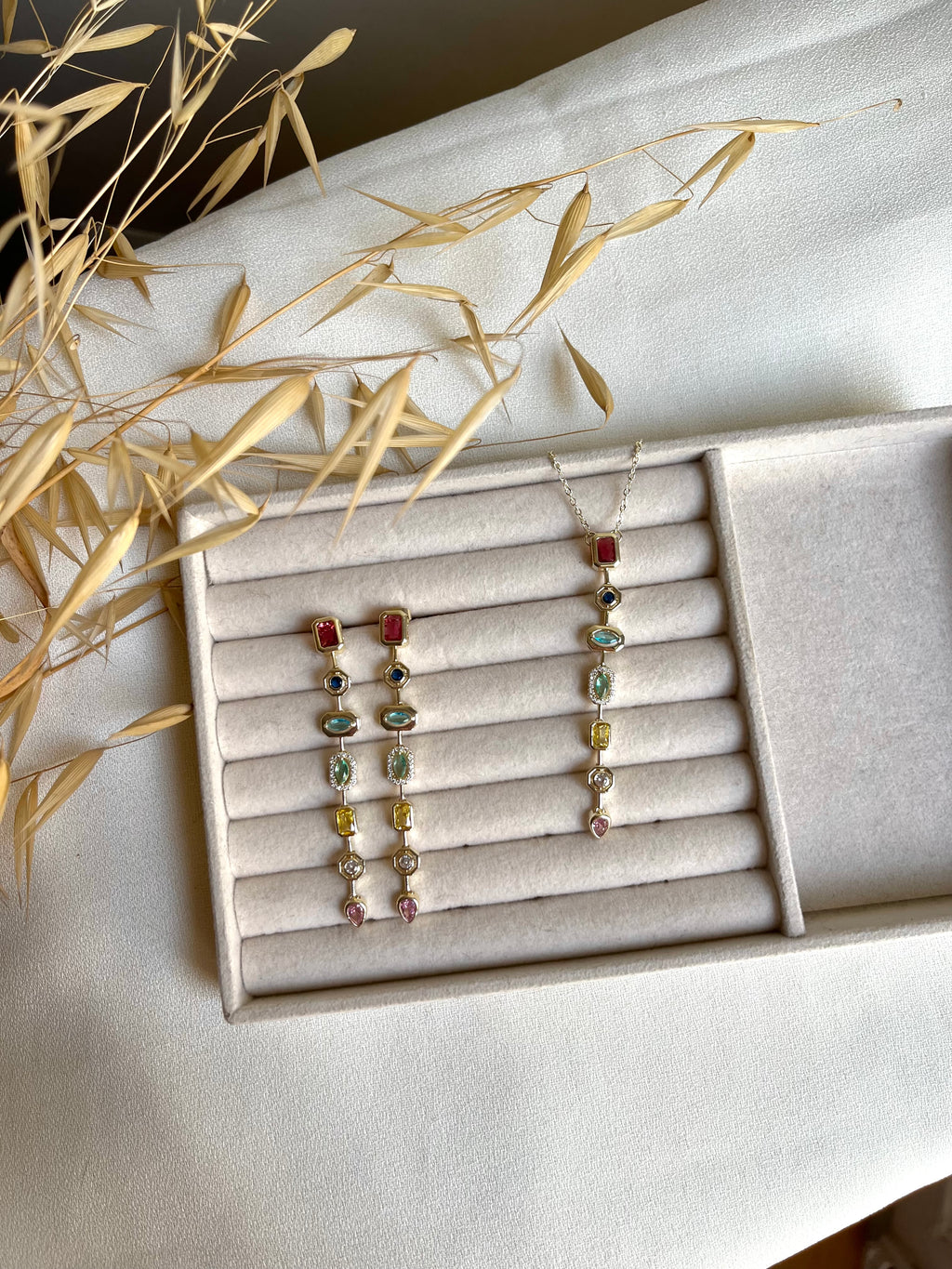 Duo Collier Y + boucles d’oreilles