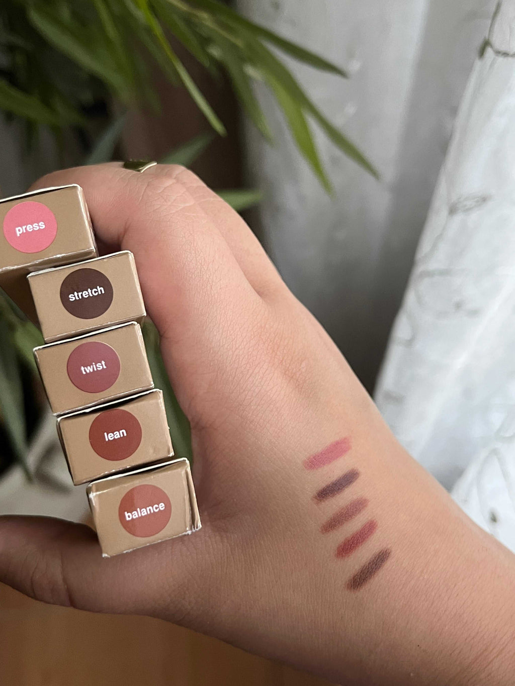 Lip liner rhode