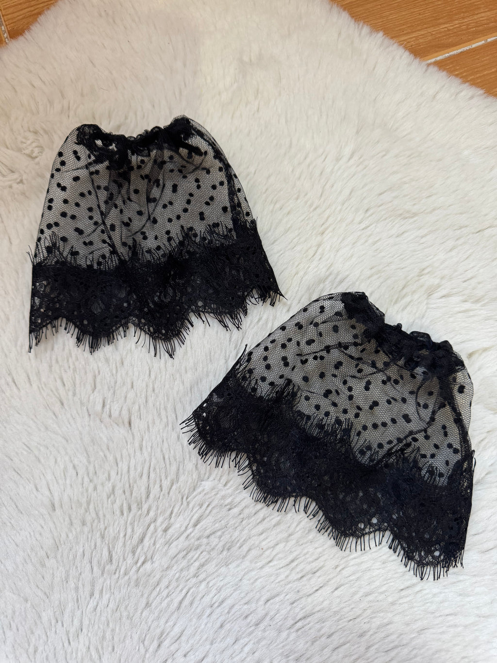 Manchette en dentelle