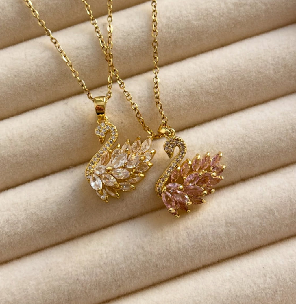Collier swan doré