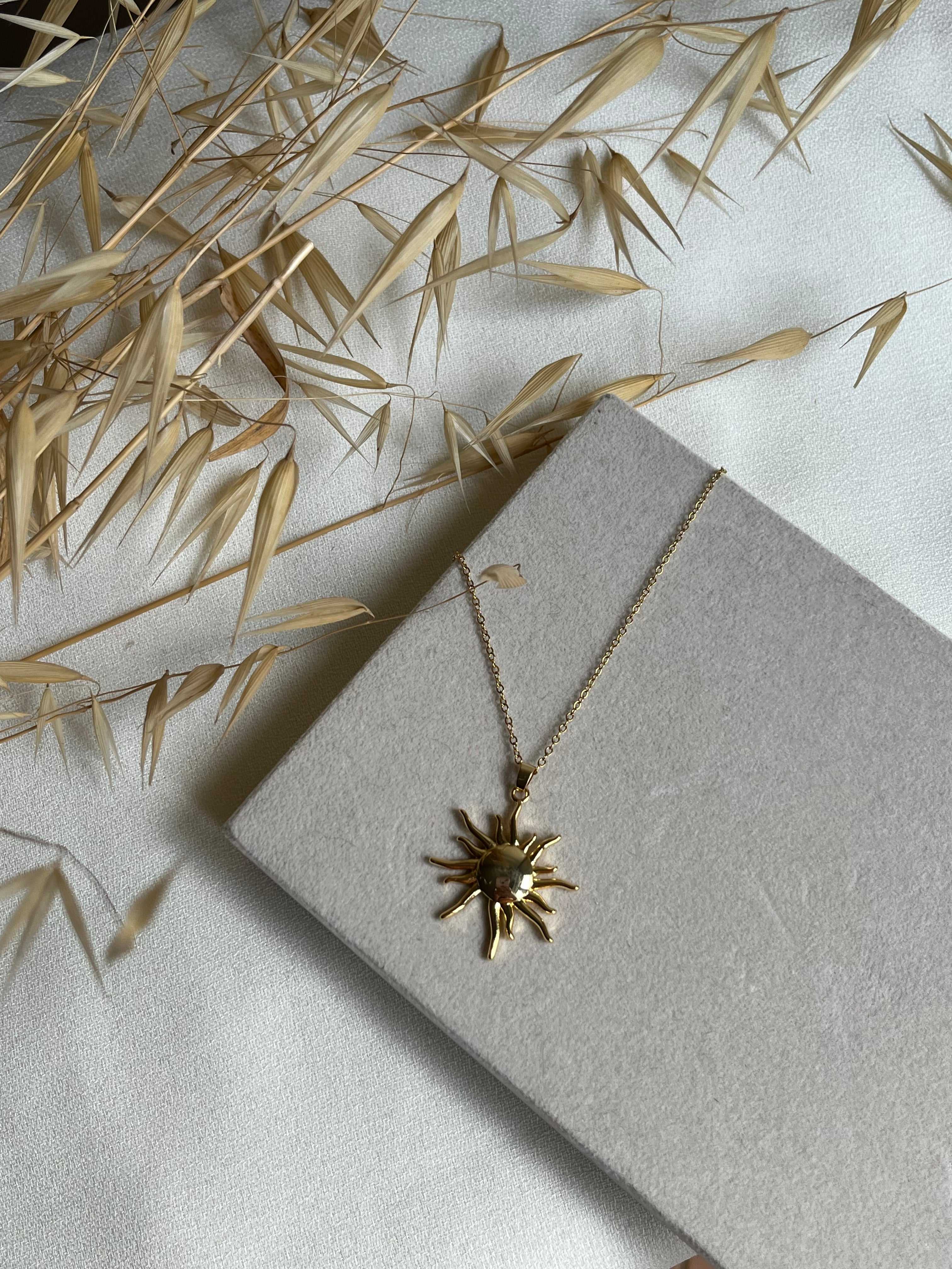 Collier soleil
