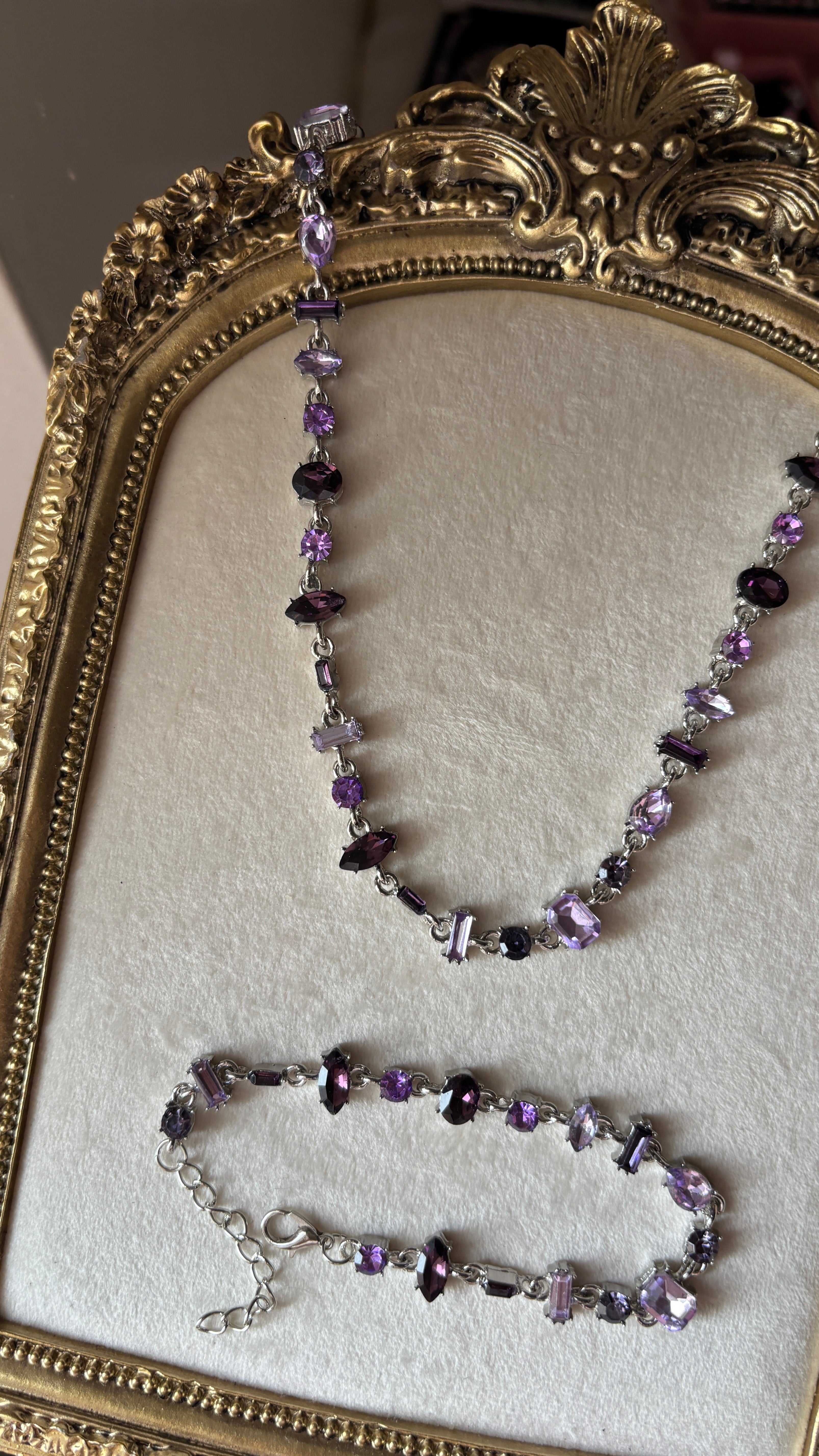 collier pierres
