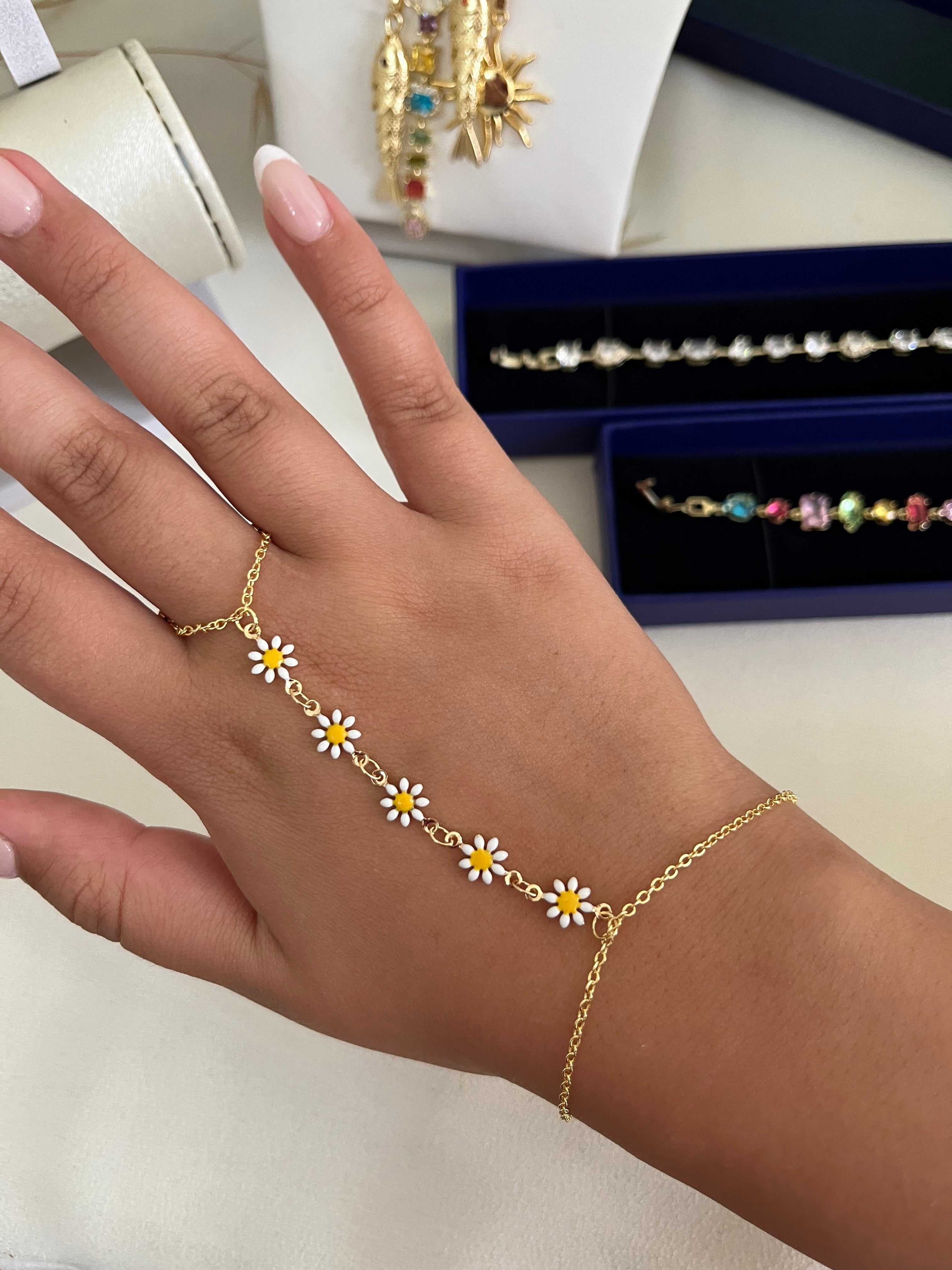 Bracelet chaine main