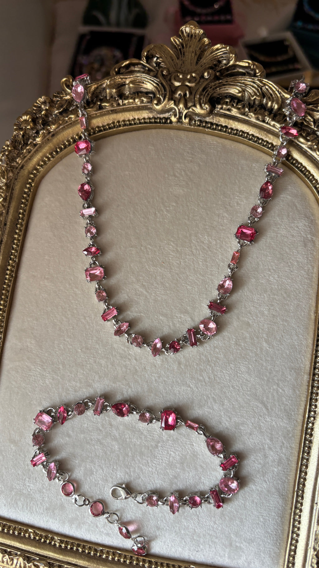 collier pierres