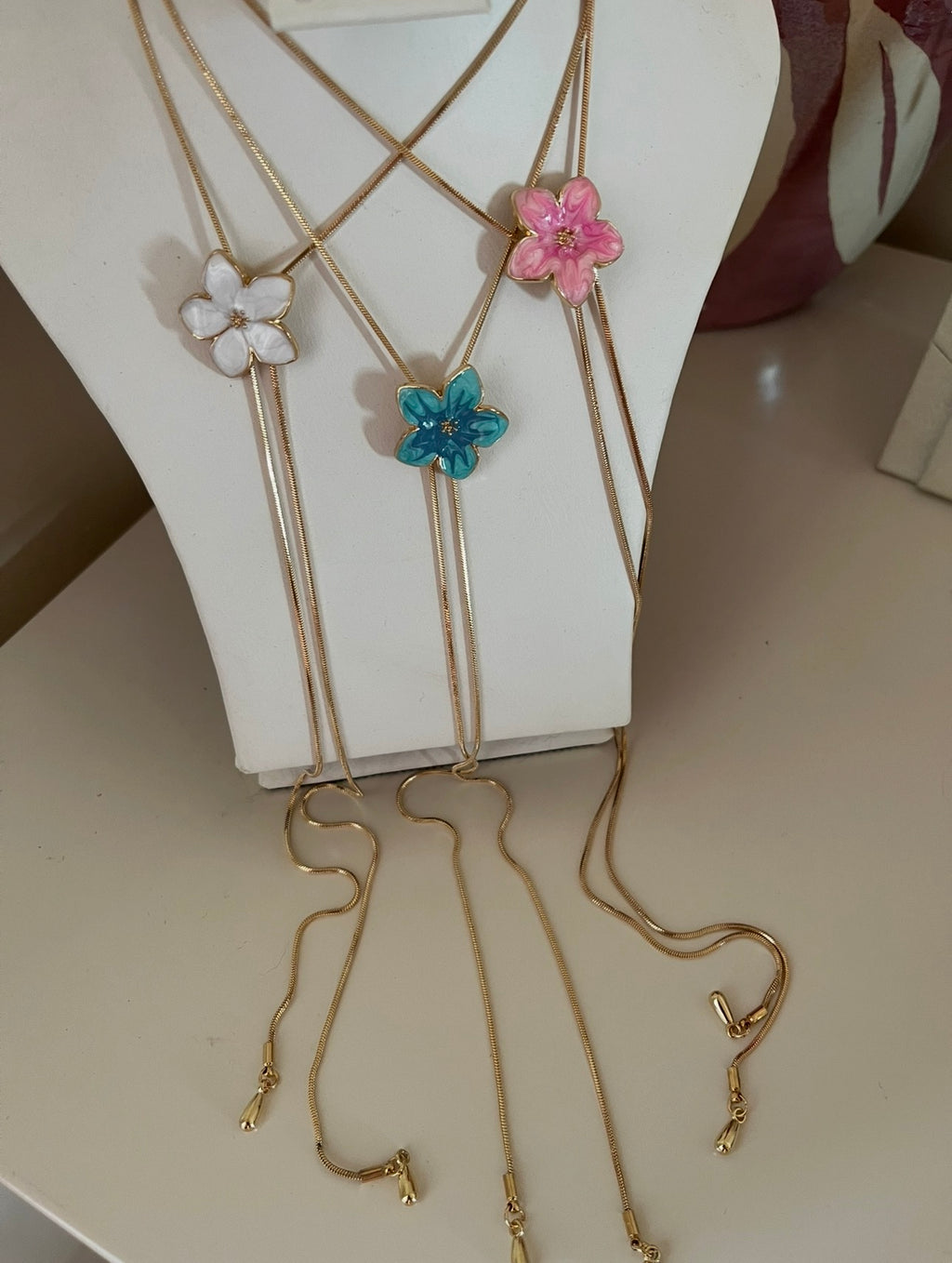 Collier fleur Y