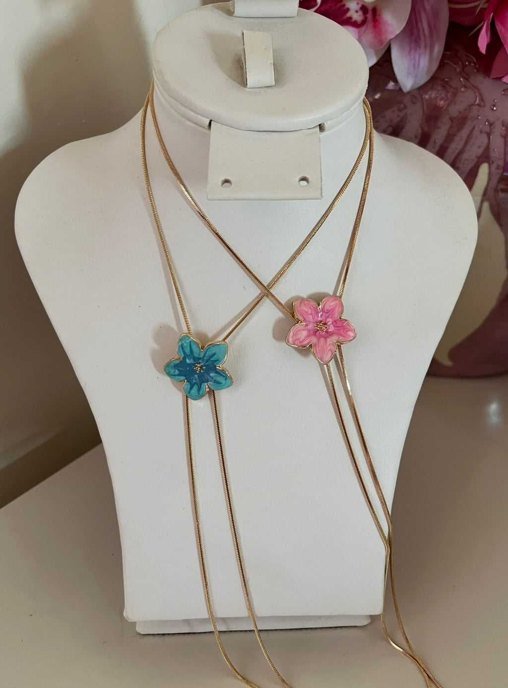 Collier fleur Y