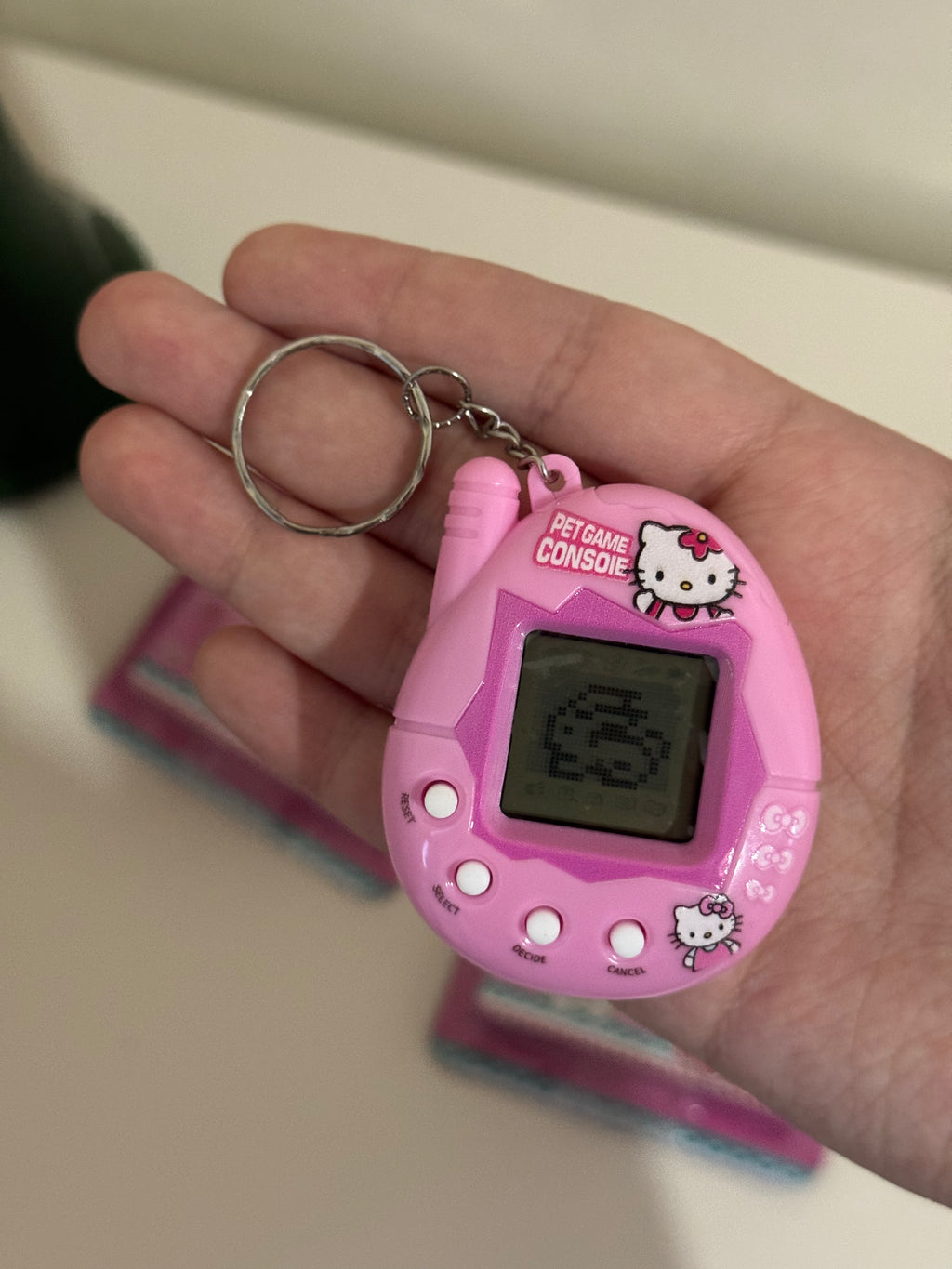 Tamagotchi hello kitty